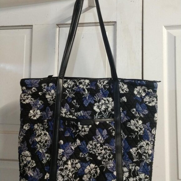 Large Vera Bradley Floral Tote - Blue/Lavender/Black/Gray 18" x 14" x 6-1/2" - Picture 7 of 11